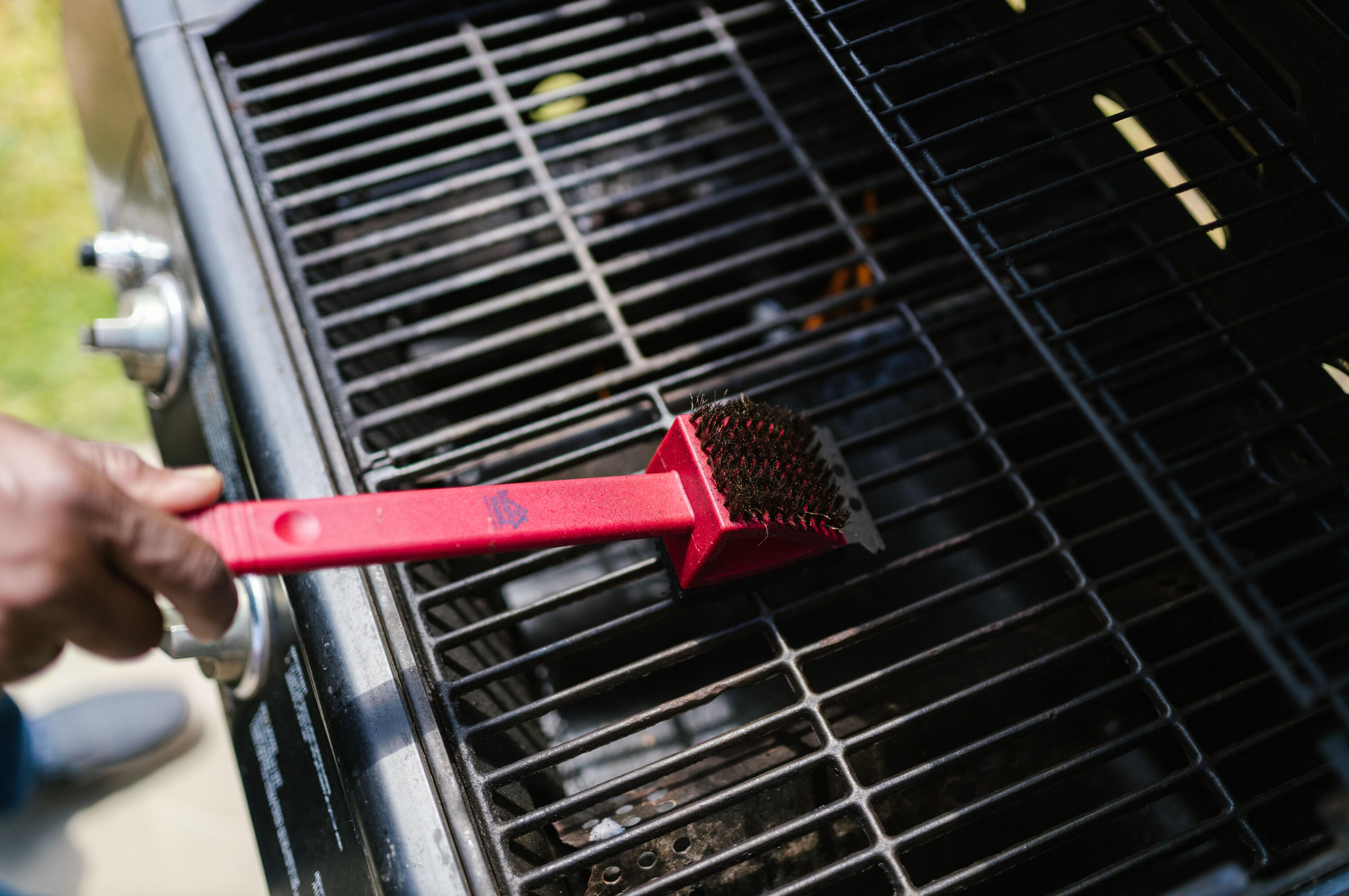 grill cleaning